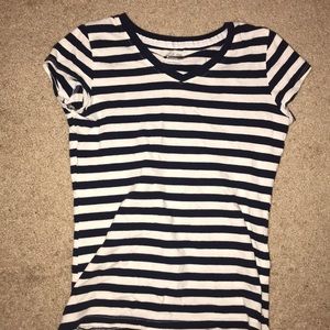 Kids medium tee